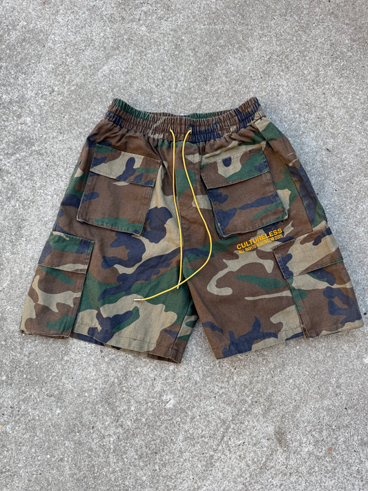 CL_Cargo Camo Shorts